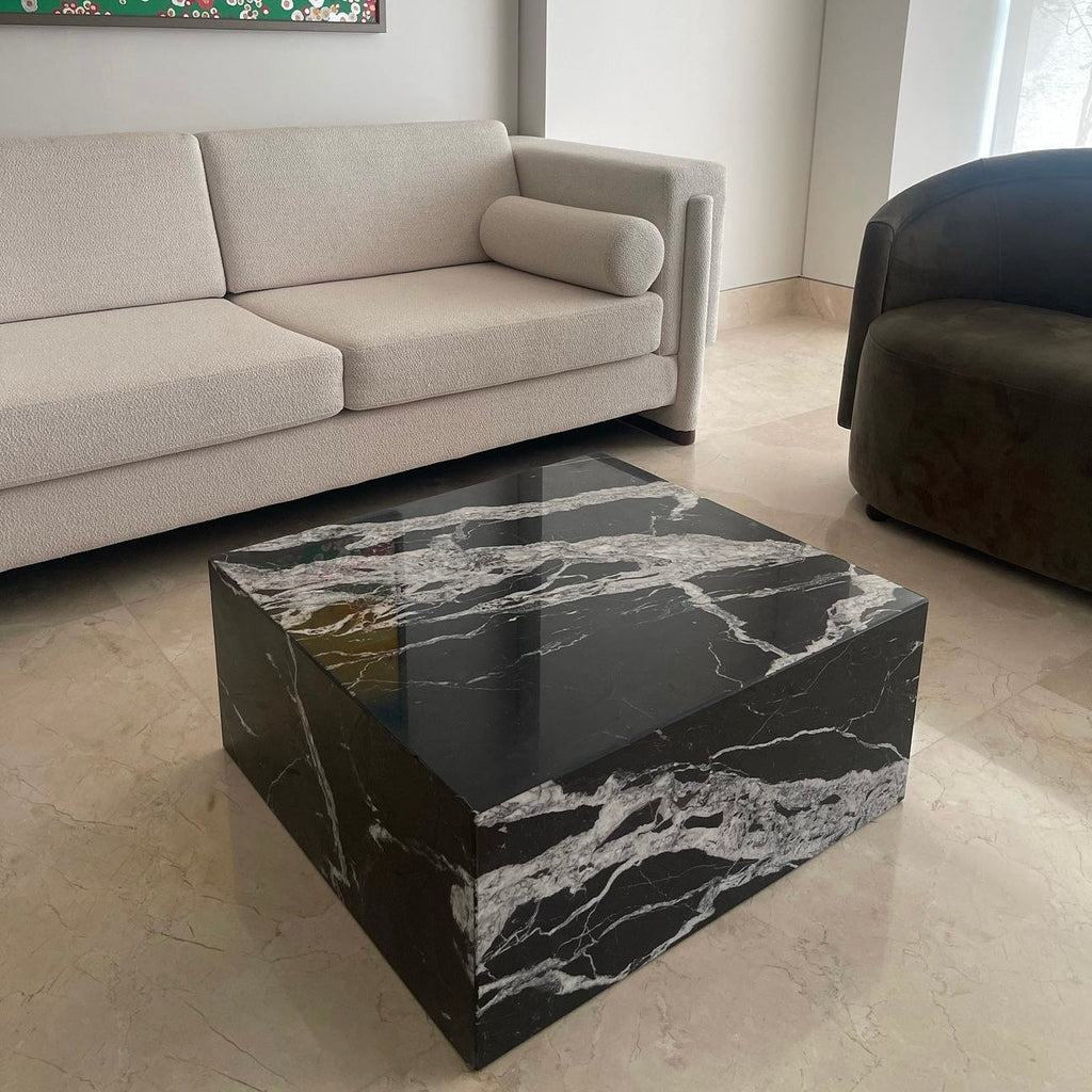 Table basse carré bloc marbre noir